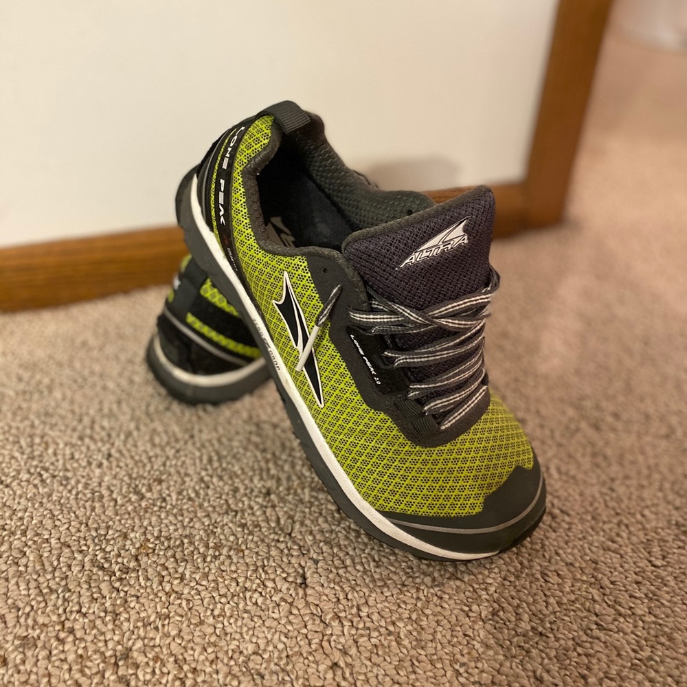 Altra Lone Peak trail running shoe 7.5